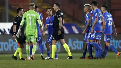 En la U quedaron molestos con el arbitraje de Nicolás Millas