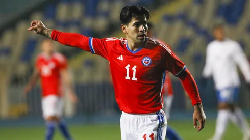 Víctor Dávila está a la espera de partir a Europa.