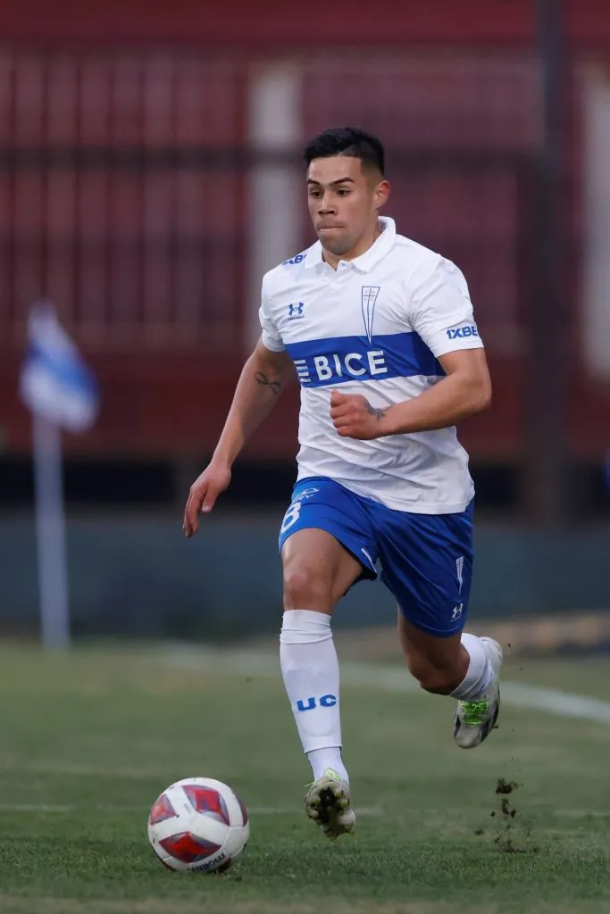 Alexander Aravena, el jugador más caro de U. Católica y del fútbol chileno (Photosport)