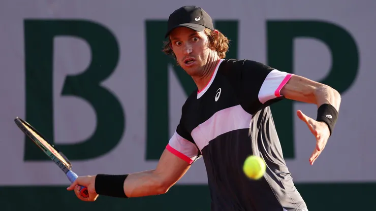Nicolás Jarry derrotó en primera ronda a Roman Safiullin.