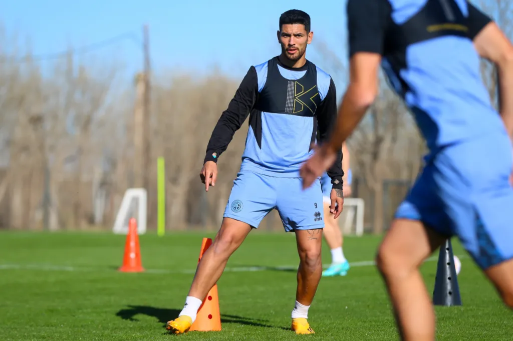 Lucas Passerini en una práctica de Belgrano de Córdoba, su nuevo equipo en la élite de Argentina. (Foto: Belgrano de Córdoba).