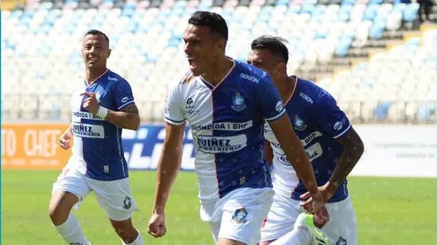 Antofagasta derrotó a San Luis y es líder exclusivo de la Primera B.