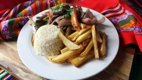 Lomo saltado