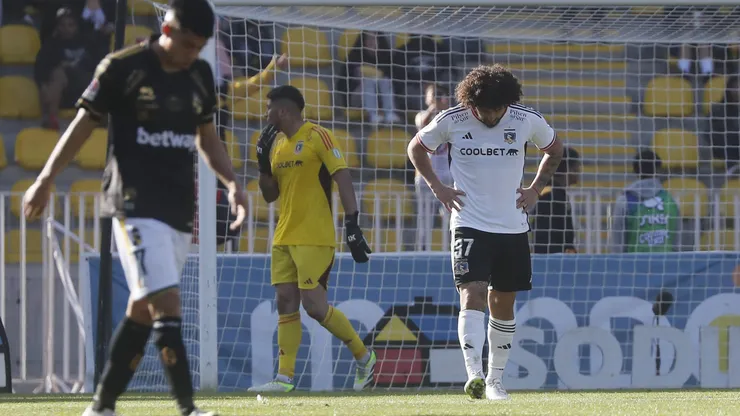 Maxi Falcón tuvo que ser reemplazado tras sentir molestias en su pie.