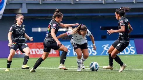 El cuadro de las albas empató en el minuto 85, para mantenerse en la cima del Grupo A.