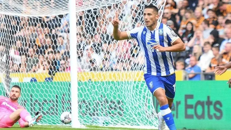 Juan Delgado en su primer gol en Inglaterra.