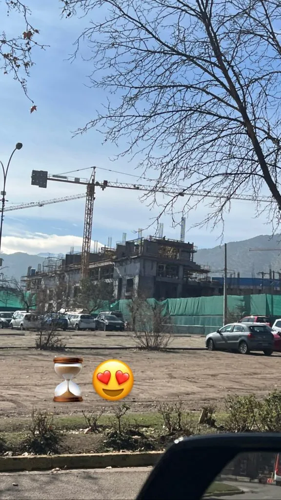 La story que subió a su llegada a San Carlos de Apoquindo (@castillo30__)