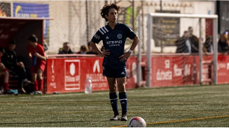 Tiene 14 años, juega en las inferiores del New York City y es elegible también para Puerto Rico.