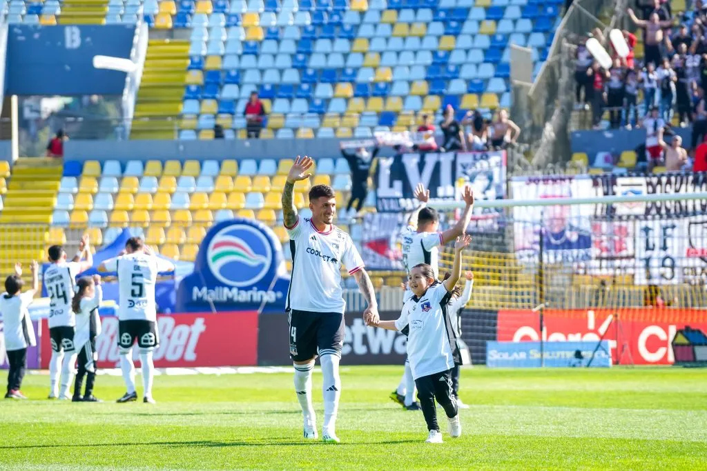 Alan Saldivia se ganó elogios del Polaco Goldberg por su irrupción en el primer equipo de Colo Colo. (Guille Salazar/RedGol).