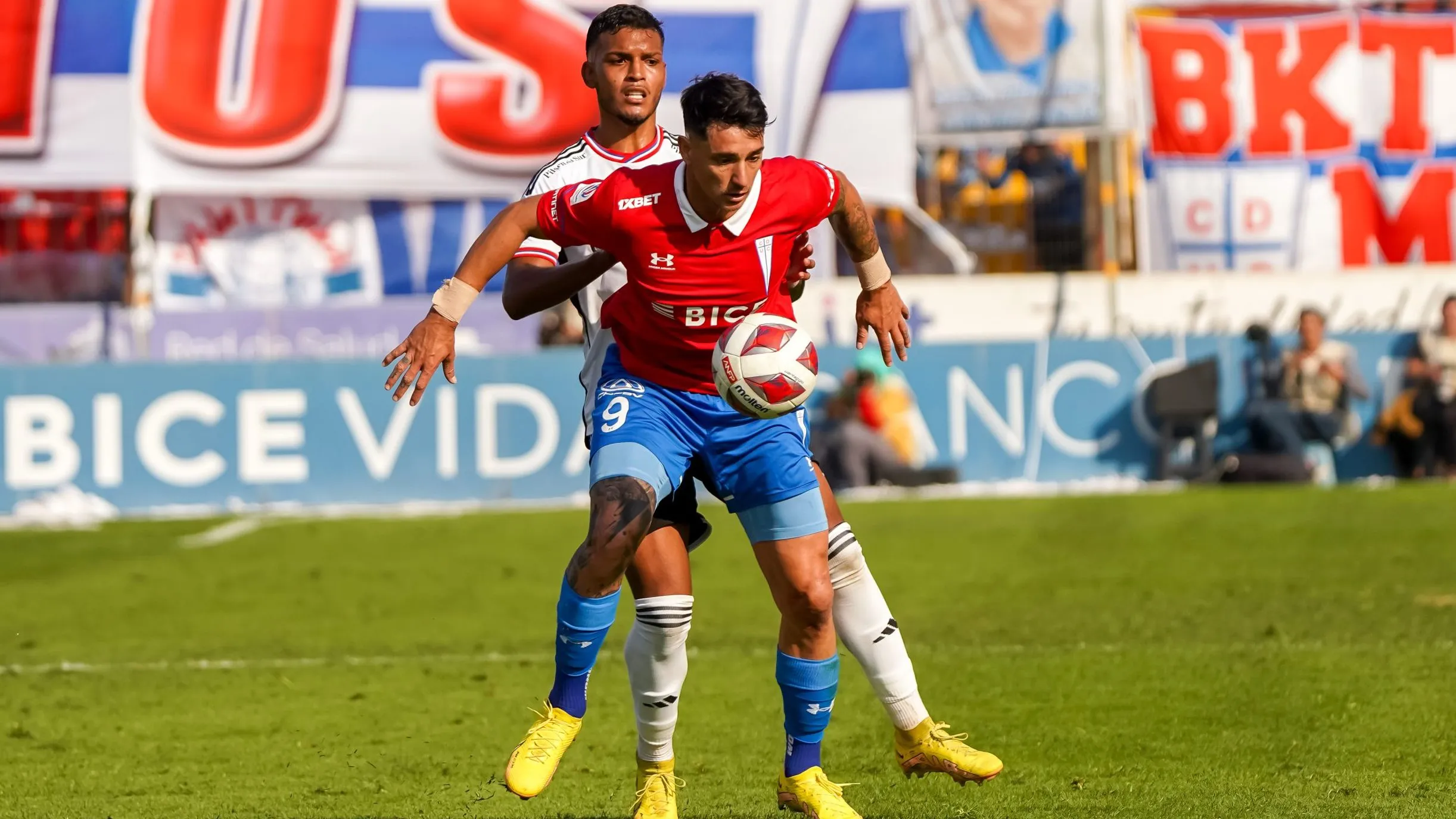 Colo Colo y Universidad Católica chocan en la final regional de Copa Chile. Foto: Guille Salazar, RedGol.