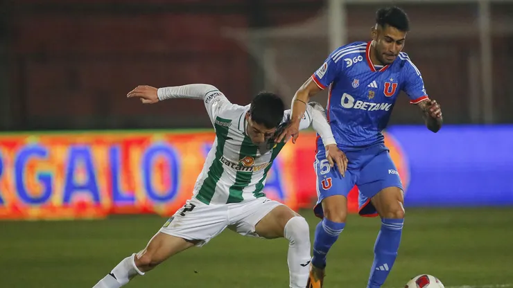 Emmanuel Ojeda en el duelo ante O'Higgins.