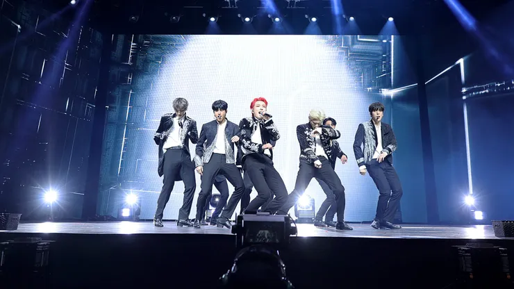 ¡Ateez el fenómeno del kpop que cierra los conciertos de agosto en Chile!
