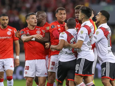 ¡A los combos! Charles y Solari se agarran en Libertadores