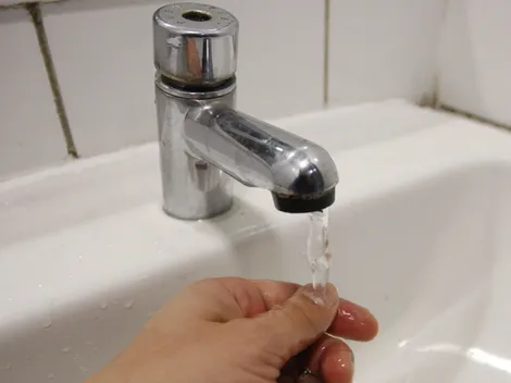 ¿Cuántas personas serán afectadas por el corte de agua en Santiago?