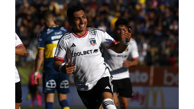 Jordhy Thompson anotó un golazo en el duelo ante Everton