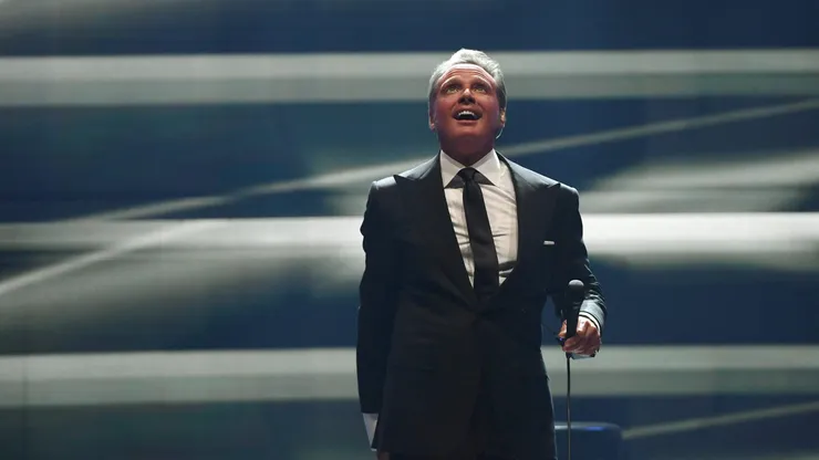 Luis Miguel.
