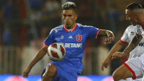 Leandro Fernández es una de las sorpresas de Universidad de Chile esta noche.