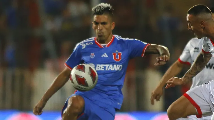 Leandro Fernández es una de las sorpresas de Universidad de Chile esta noche.