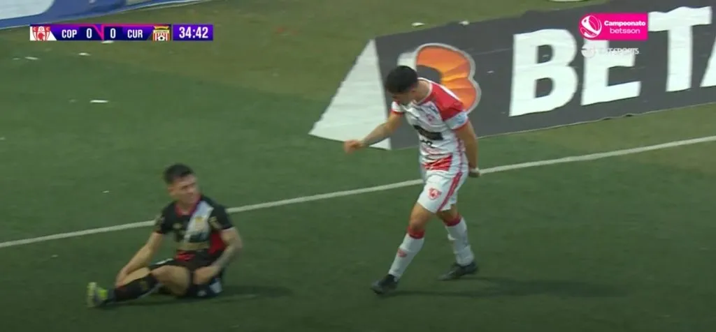 Agustín Ortiz insulta a Cristián Zavala. (Captura TNT Sports).