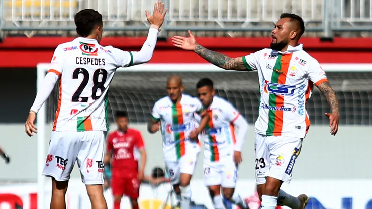 Triunfo de oro para Cobresal contra Ñublense.