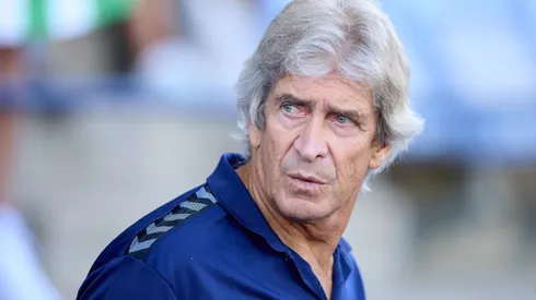 Manuel Pellegrini molesto por nueva derrota de Real Betis tras polémica decisión del arbitraje.