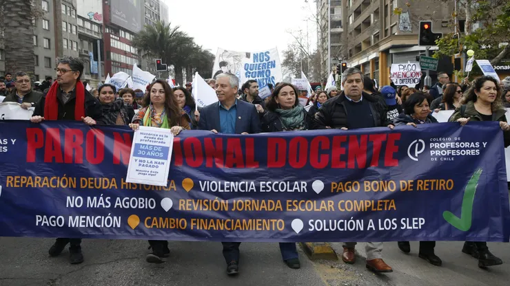 ¿Qué es la deuda histórica de profesores y quiénes recibirían el dinero?