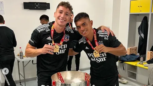 Luciano Arriagada evidenció su gran felicidad por el primer gol profesional de Vicente Pizarro.