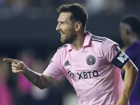 DT rival acusa ayuda de los árbitros a Messi: "Debió ser expulsado"