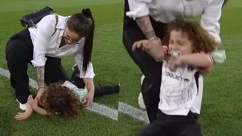 El hijo del Peluca no quería salir de la cancha del Monumental.