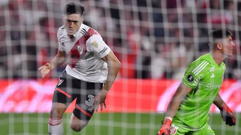 Pablo Solari anotó dos goles en River Plate y llegó a 17 en 50 partidos por la Banda Sangre.