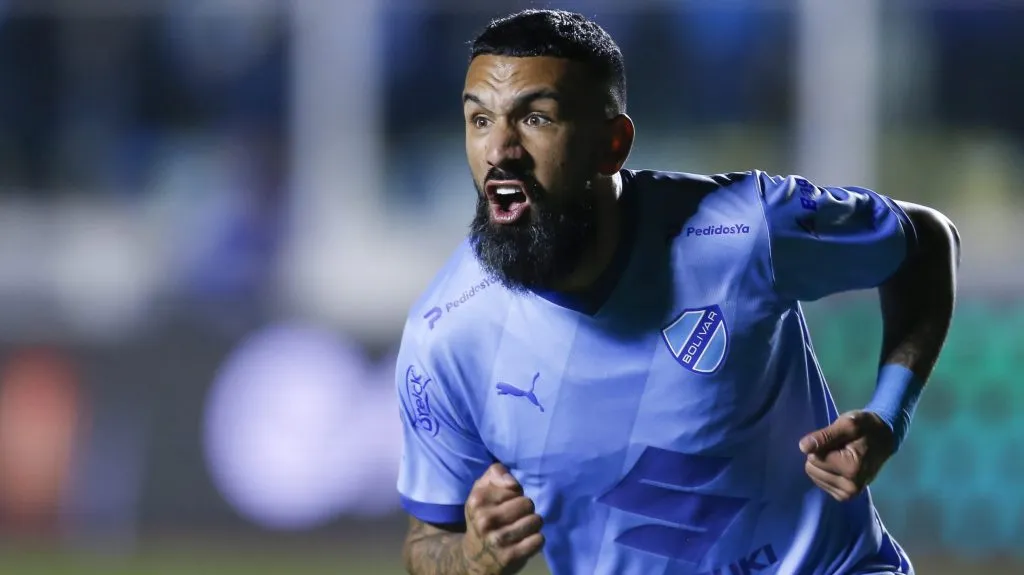 Doblete de Ronnie Fernández en Bolívar