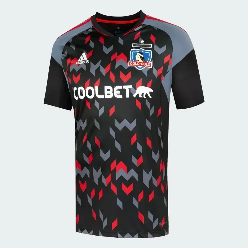 Esta es la tercera camiseta de Colo Colo.