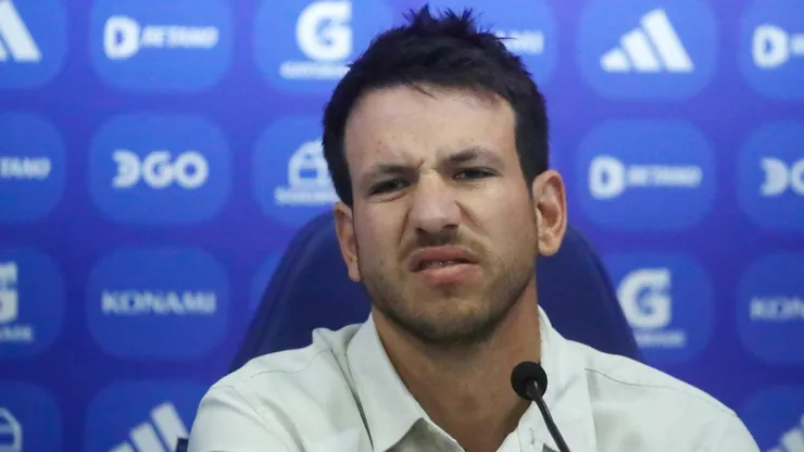 El director deportivo de Azul Azul llama a la calma a los hinchas.