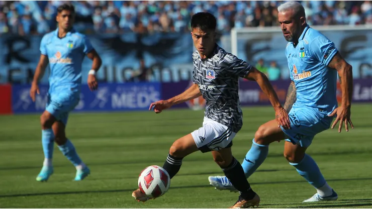 Matías Moya en uno de los cinco partidos que ha jugado en Colo Colo