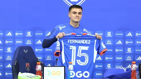 El lateral formado en Universidad Católica fue presentado en Universidad de Chile.