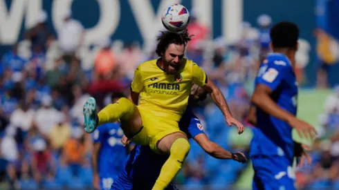 Ben Brereton tuvo una chance como "9" en un contexto complicado. ¡Villarreal zafó por el arquero!