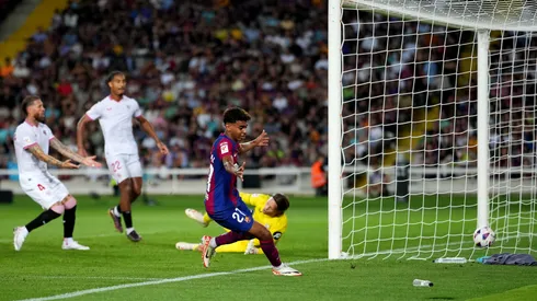 El momento en que Sergio Ramos le da una mano al Barcelona.