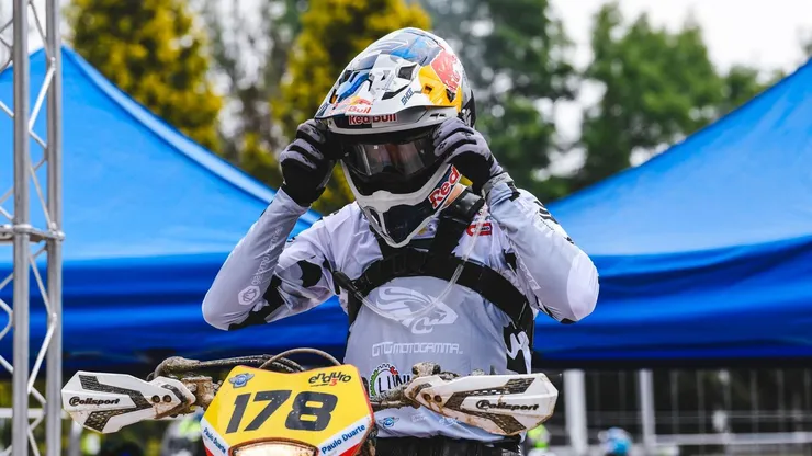 Benjamín Herrera se prepara para terminar la presente temporada 2023 en lo más alto del podio del Campeonato del Mundo de EnduroGP.