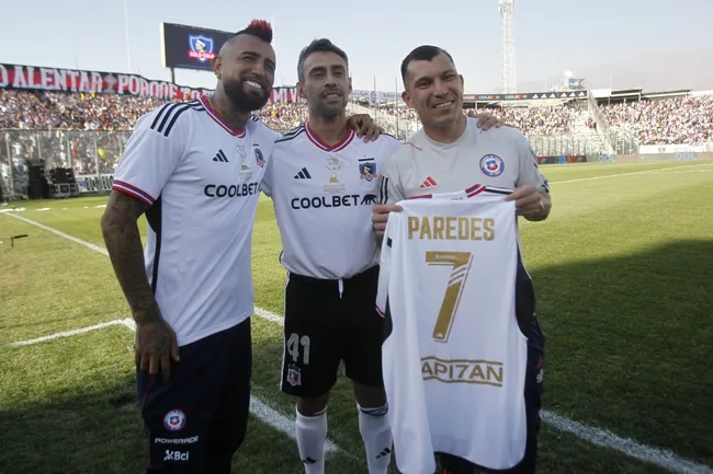 Jorge Valdivia espera que Colo Colo trabaje en la vuelta de Arturo Vidal para el 2024. | Foto: Photosport.