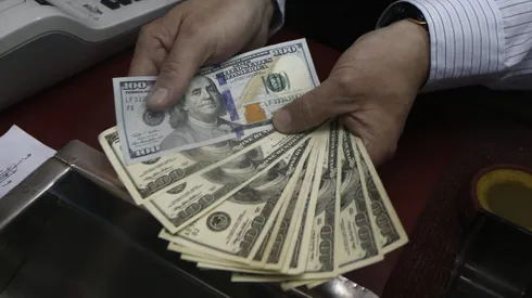 Precio del dólar es importante en el mundo.