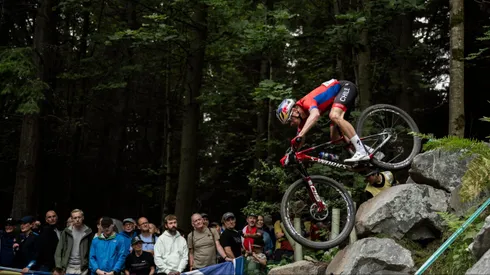 Martín Vidaurre durante su participación en la Copa del Mundo UCI, que tiene su penúltima fecha este fin de semana.