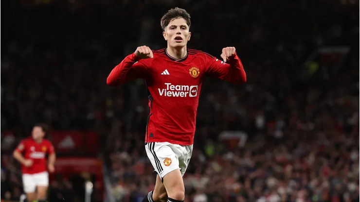 Alejandro Garnacho abrió la goleada del Manchester United en la Copa de la Liga de Inglaterra.