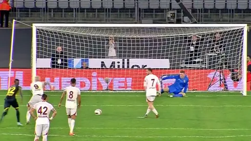 Icardi se perdió un gol insólito en Turquía.