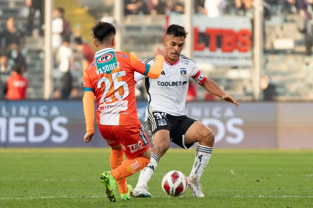 Vicente Pizarro es baja en Colo Colo para el duelo con Cobreloa. Foto: Guille Salazar, RedGol.