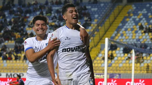 Los acereros están a tres puntos de Cobresal.