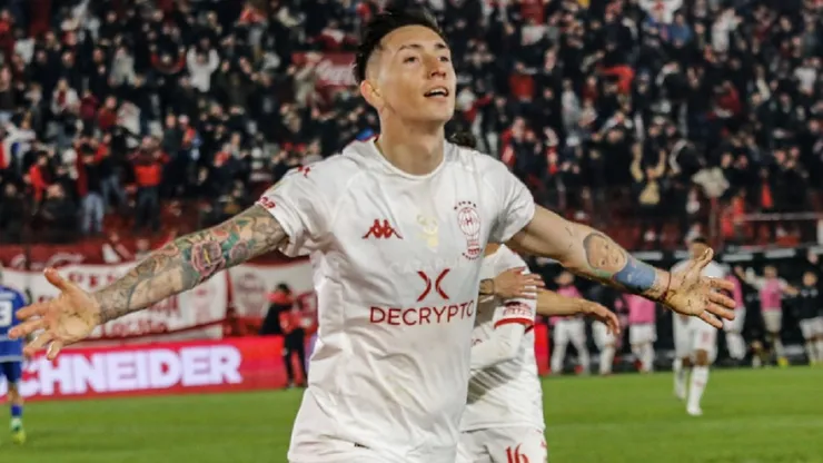 Rodrigo Echeverría se deja querer en Argentina y está en la mira de varios clubes para 2024.