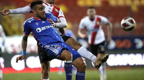 Matías Zaldivia regresa a la U para afirmar el fondo.