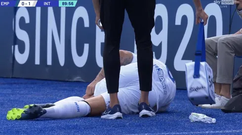 El delantero austriaco, Marko Arnautovic, tuvo que salir antes del pitazo final.