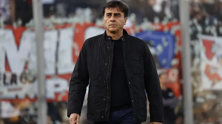Quinteros cambia a un lesionado.