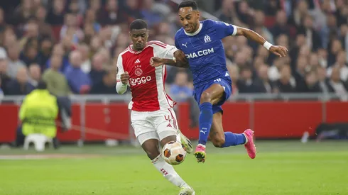 Pierre-Emerick Aubameyang, el reemplazante de Alexis, pone la cara por Marsella.